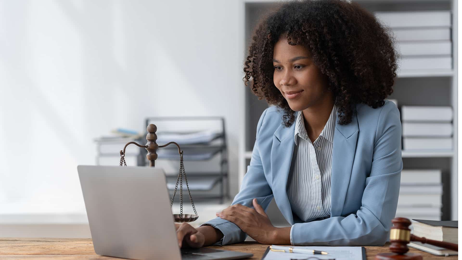 online paralegal programs